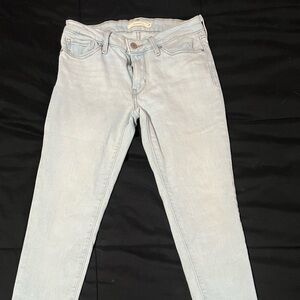 Levi's 711 Skinny Jeans